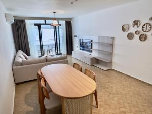 Beachside Bliss, Modern Stay 1 Min from the Sea in Sarımsaklı Ayvalik