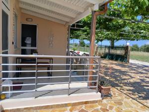 Vasilikis Apartment C