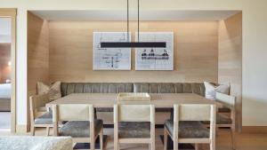Luxe 2 Bedroom Ski In, Ski Out Residence In Snowmass Base Village