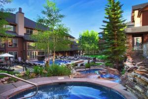 Grand Timber Lodge 1 Bedroom Ski In, Ski Out Condo