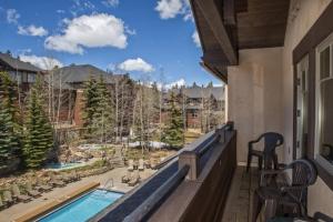 Grand Timber Lodge 2 Bedroom Ski In, Ski Out Condo