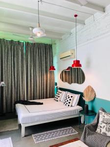 Evara Stylish and Luxury Apartments in HKV, 900SQFT Spacious
