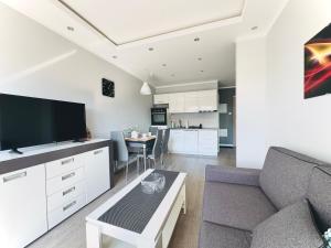 Cloudlight Apartment - Fiesta Apartments
