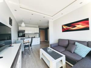 Cloudlight Apartment - Fiesta Apartments