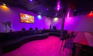 Party Apartment With Sauna & Karaoke