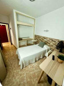 Single Room room in Hostal Residencia Cardona