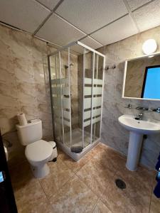 Triple Room room in Hostal Residencia Cardona