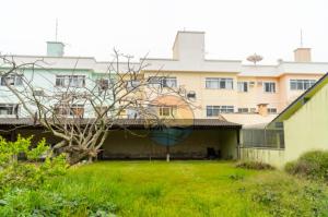 Cobertura Zona Central da Praia 02 Dormitórios Ao Lado de Comércio em Geral