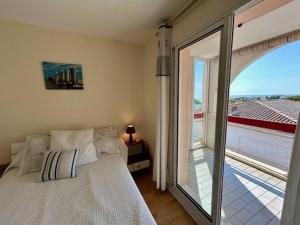 Appart. moderne, terrasse, prêt de la plage, parking - FR-1-494-140