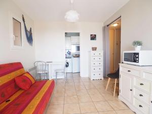 Appart. moderne, terrasse, prêt de la plage, parking - FR-1-494-140
