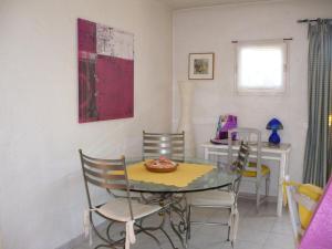 Maisons de vacances Mougins Apartment in Provencal house near Cannes : photos des chambres