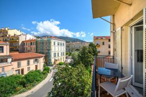 Appartements Le Botta, spacieux appartement famillial, centre ville de Menton, jardins Bioves, a 5 minutes de la mer : photos des chambres