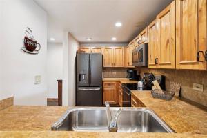 Ski-Inski-Out 2 Bedroom Condo At The Village At Breckenridge