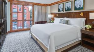 Luxe 3 Bedroom St Regis Residence Club Condo