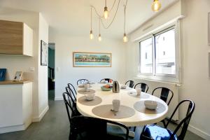 Appartements Le cottage bleu - 400 m de la mer - parking : photos des chambres