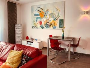 AAM Ferienwohnung 75qm Saarlouis citynah PP WiFi - 3hvězdičkové hotely ve městě Saarlouis