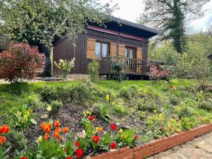 Chalets Chalet et jacuzzi au coeur du Nivernais : photos des chambres