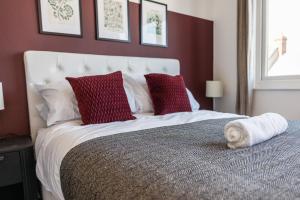 Big and Comfortable Stays on Hawarden Sunderland