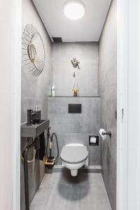 SM Center located room on the canal