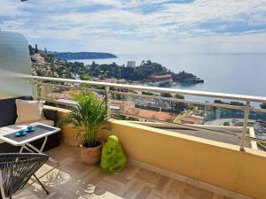 Exceptionnel Sea View- Monaco - 2 apartments joined toghether - 110 m2