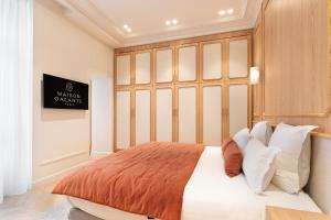 Appartements Maison Galante-s apartments with Services in Louvre - Rue des Dechargeurs : photos des chambres
