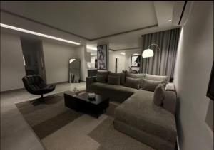 Amara - Almalqa 3BR Aprt R4