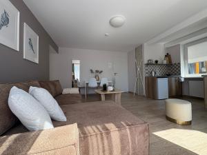 Light & Cozy Family Stay - Near Basanavičius street & Concert Hall