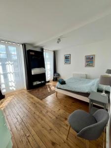 Appartements Lovely Normandy - Appt en centre ville de Bayeux : photos des chambres