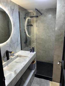 MY LOCANA - Appartement Gueliz Jaccuzi