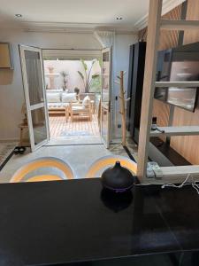 MY LOCANA - Appartement Gueliz Jaccuzi