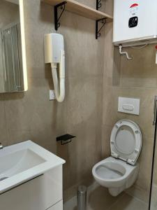 Central Paris Studio Clery 3 Walk to Marais Louvre