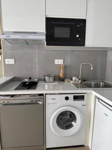 Central Paris Studio Clery 3 Walk to Marais Louvre