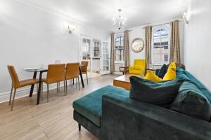 Spacious 3BR Flat Walk to Oxford Street Tube