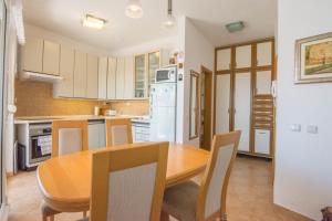 Spacious apartment on a great location -Apartment Kuhta