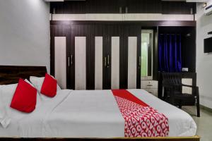 Hotel O SESHADRI HOMESTAY
