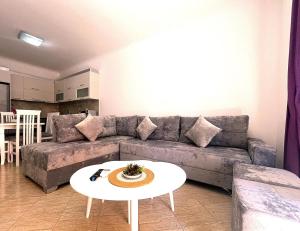 Family Flat near promenade