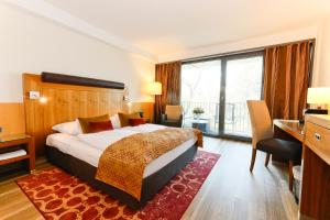 Park Studio Queensize room in FAVORITE Parkhotel
