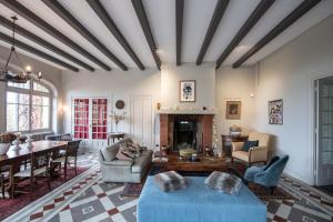 Appartements La croix des Rameaux- charming house near Lyon : photos des chambres