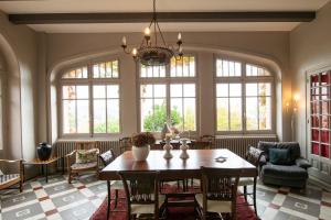 Appartements La croix des Rameaux- charming house near Lyon : photos des chambres
