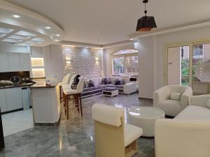 Stone Cosy Apartment