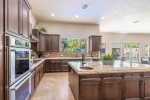 HOZHO Residence on Cactus