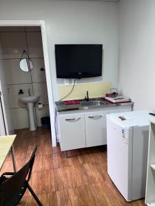 Kitinete perto da Itaipu e Unioeste