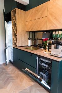 Луксозен арт апартамент в близост до центъра на града