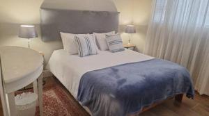 Jeffreys Bay - Life on the Canals