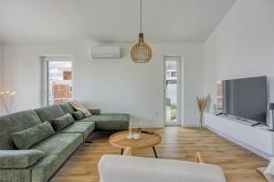 Sea View Apartment Rubil