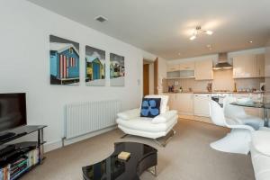 Galician Shore - On Poole Quay with Free Parking