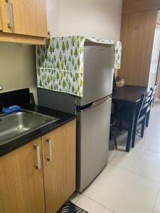 Sebbys staycation at Shell MOA