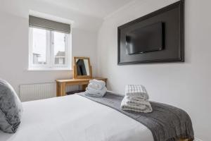 Magnolia House - Beautiful Townhouse in Old Town Poole