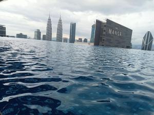 Eaton Service suites klcc