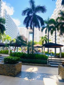 Sebbys staycation at Shell MOA